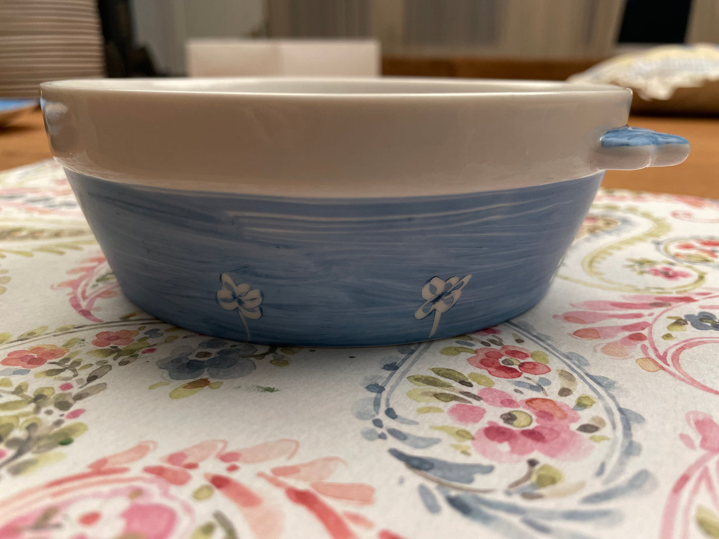 Bowl rabbit